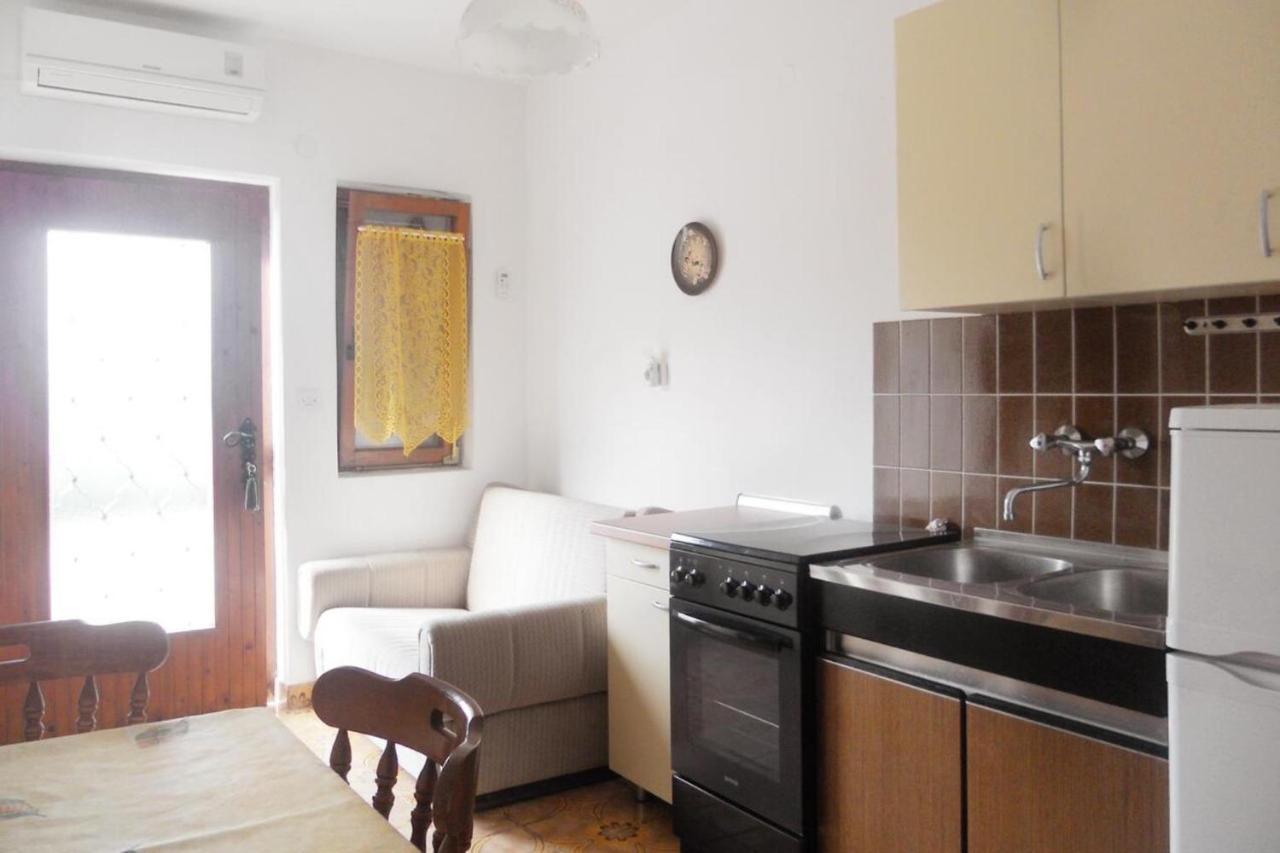 Apartments Ivo - With Terrace Supetarska Draga Exterior photo